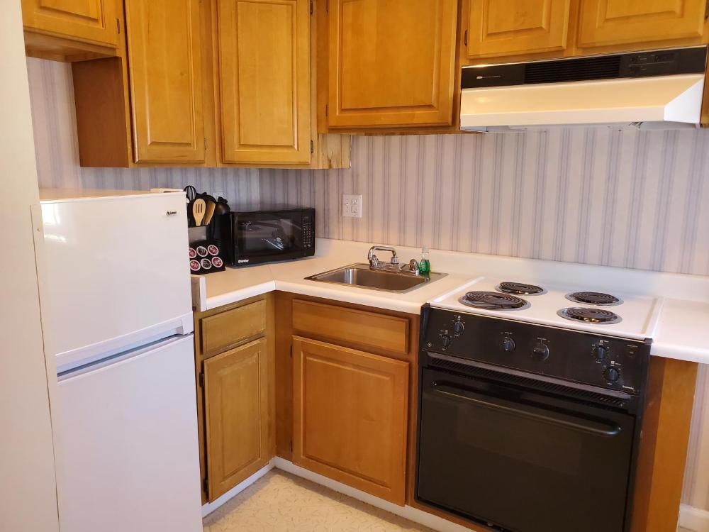 One Bedroom Suite With Kitchen interior